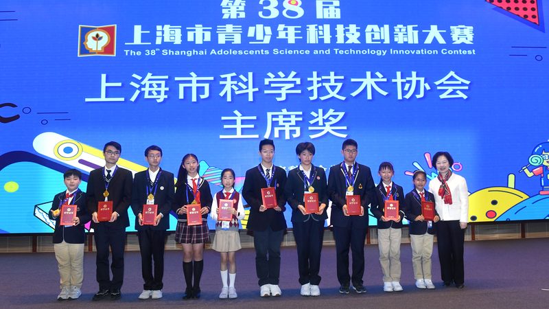 中小企业与大型企业数字化转型之路：差异与策略